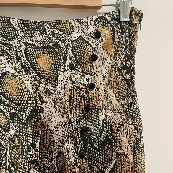 Zara satin-effect midi skirt - size S - Picture 2 of 4